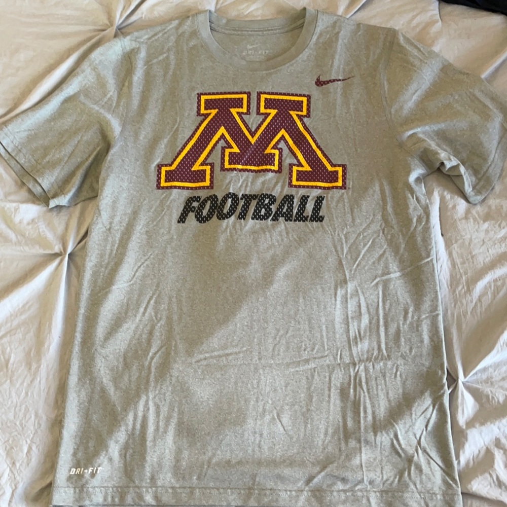 Nike dri fit t shirt